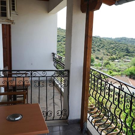 Hotel Defkalion Alli Meria Exteriör bild