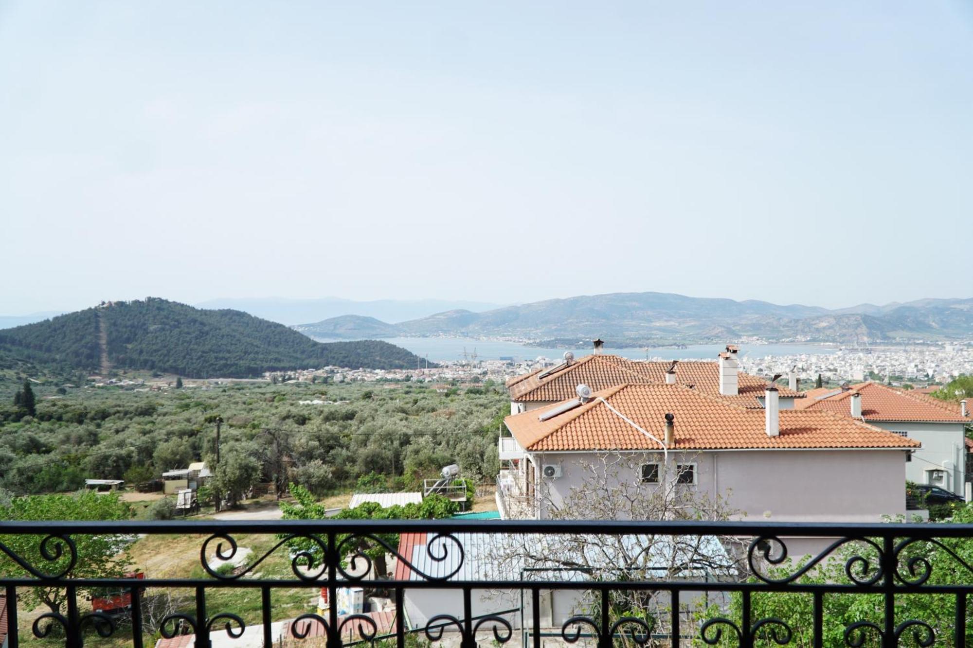 Hotel Defkalion Alli Meria Exteriör bild